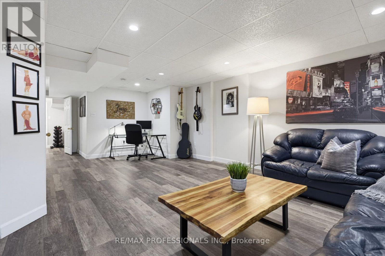 21 WATERBURY STREET - Image 34