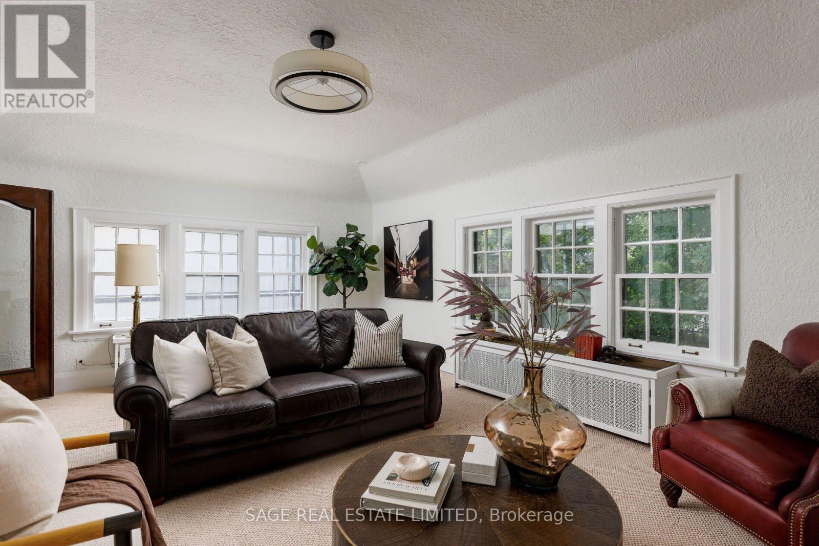 78 THE KINGSWAY - Image 26