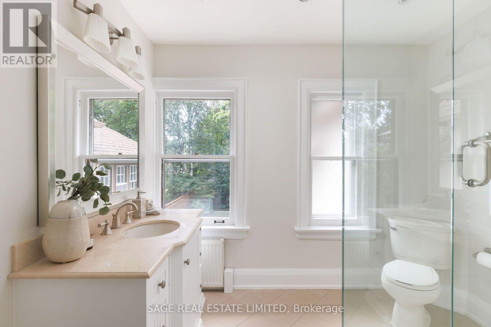 78 THE KINGSWAY - Image 31