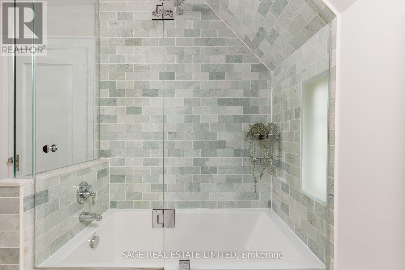78 THE KINGSWAY - Image 37