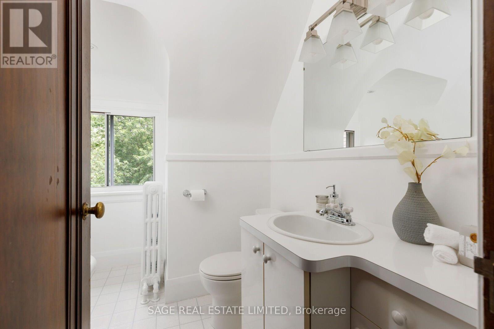 78 THE KINGSWAY - Image 45