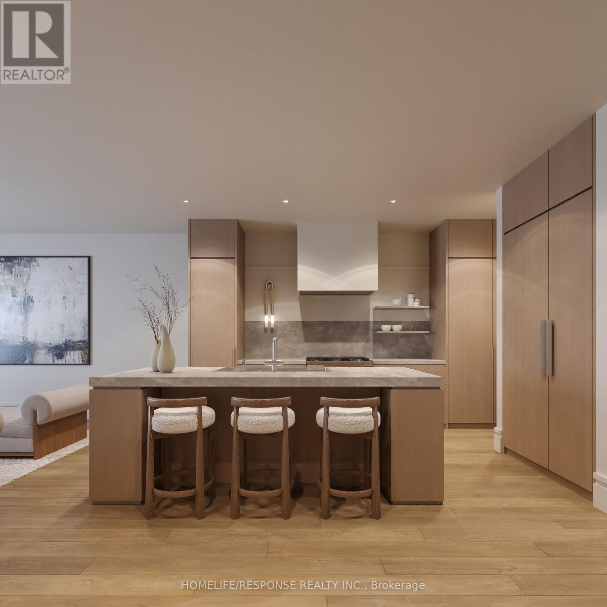 41 PINE AVENUE N - 4