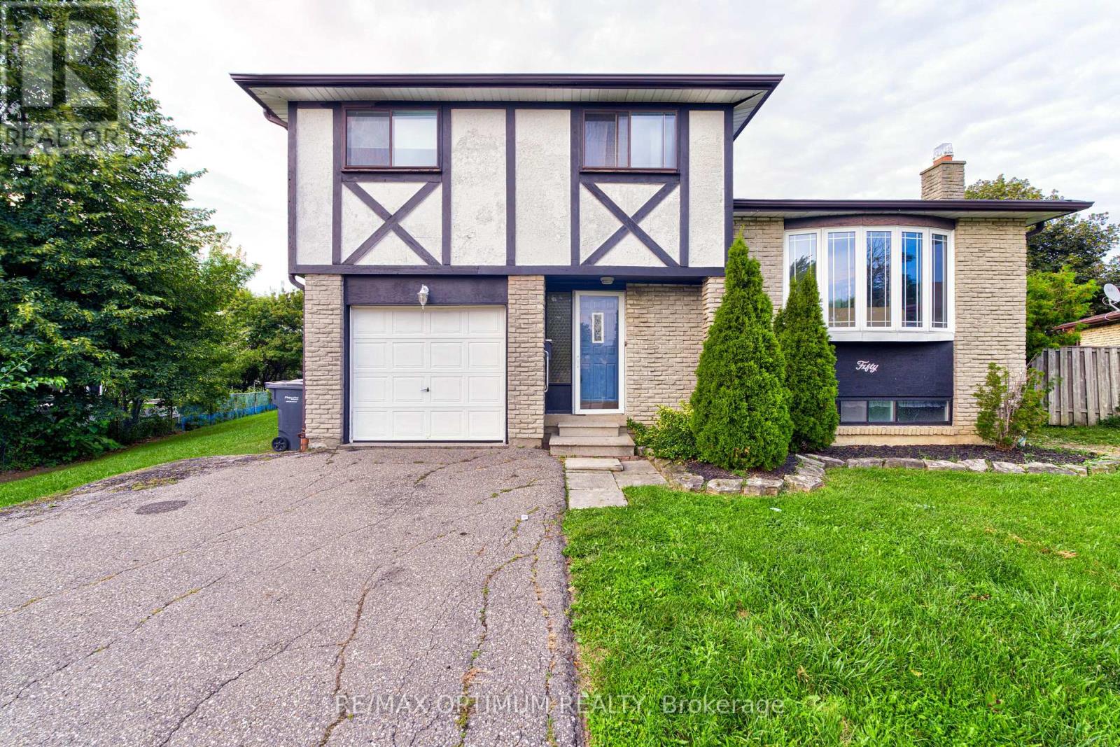 50 GONDOLA CRESCENT - 1
