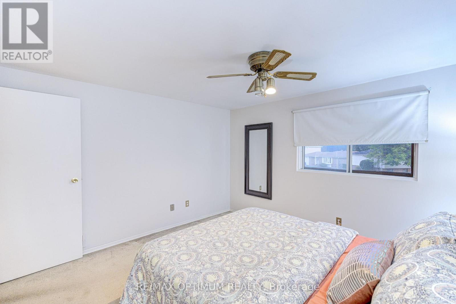 50 GONDOLA CRESCENT - 24