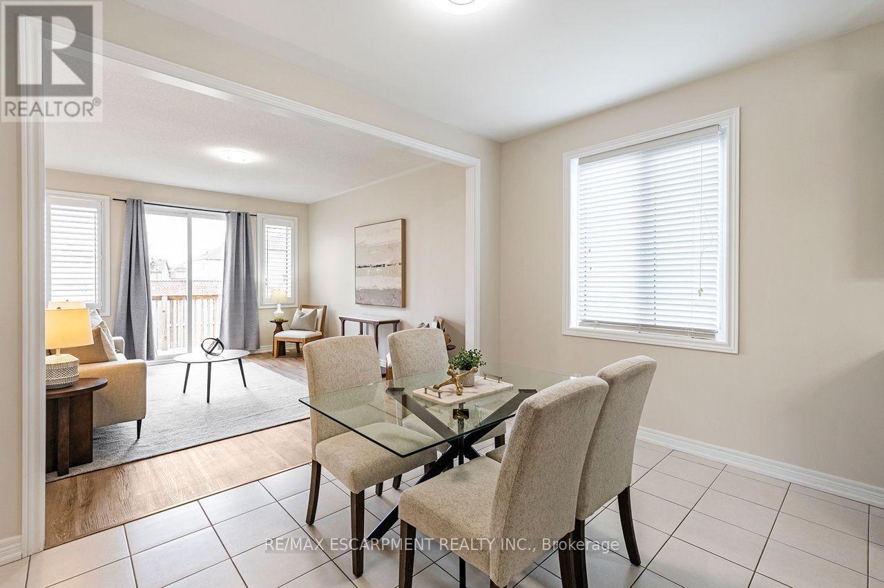 37 MIDDLETON AVENUE, Centre Wellington (Fergus) — photo 9