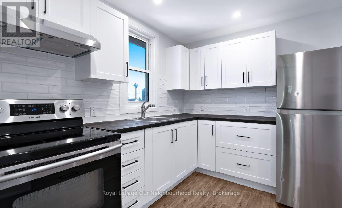 UNIT 2 - 5749 SUMMER STREET, Niagara Falls (Hospital) — photo 3