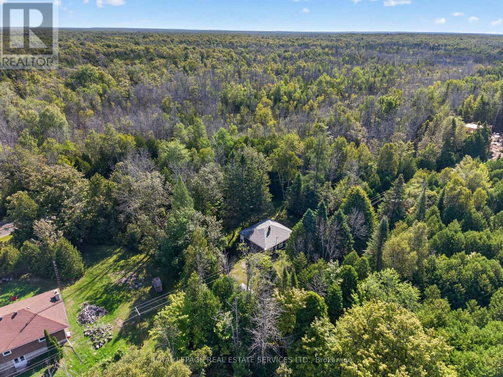 287 HURON ROAD - 26