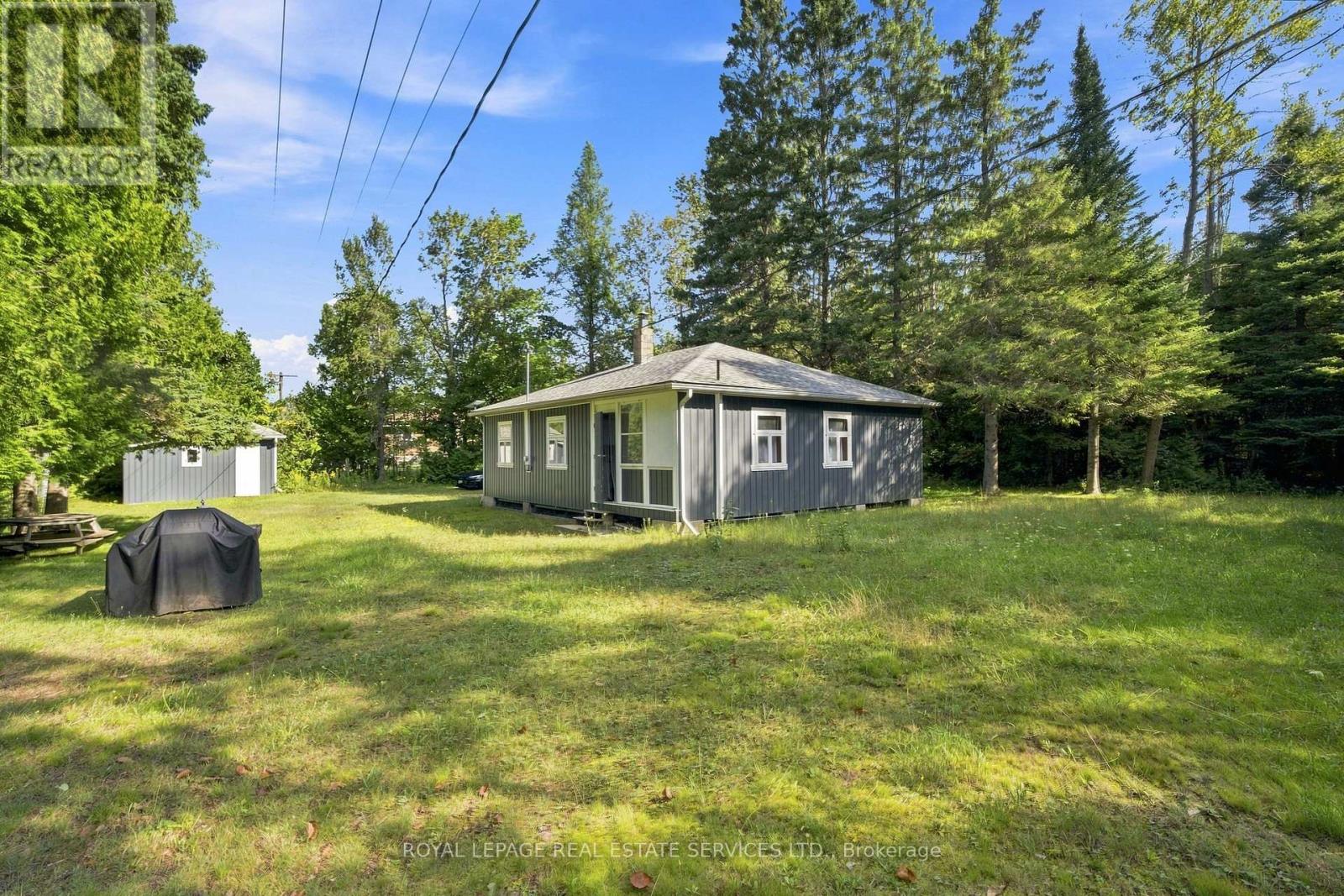 287 HURON ROAD - 5
