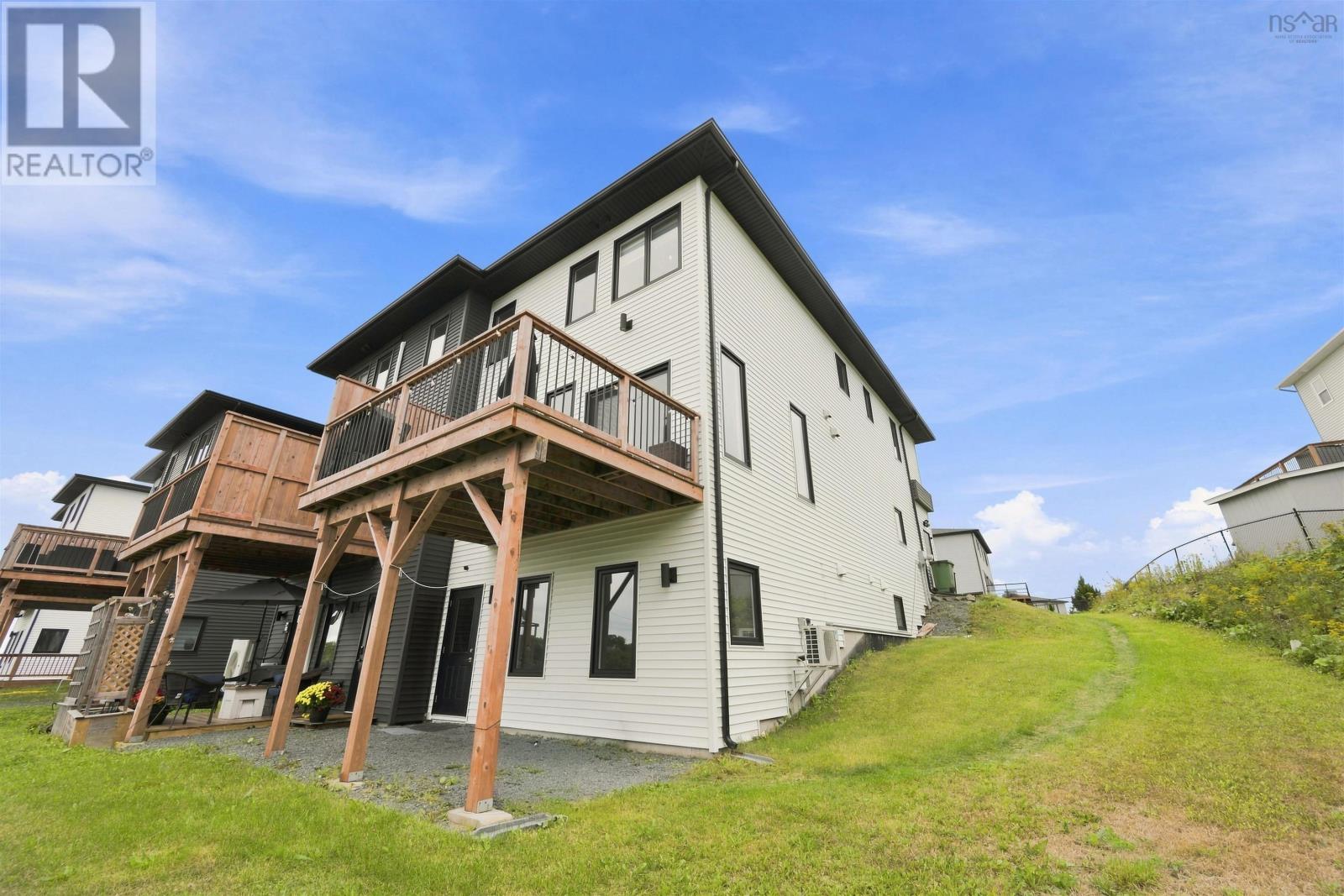 68 Grenoble Court, Halifax — photo 2