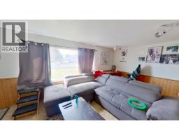 12282 Cottonwood Avenue, Fort St  John, BC V1J8B1 Photo 10
