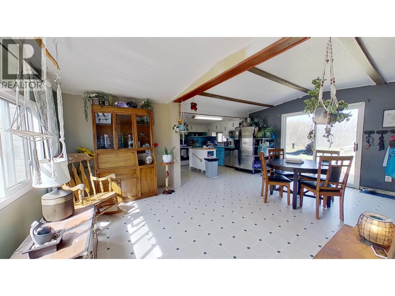 12282 COTTONWOOD AVENUE - 19
