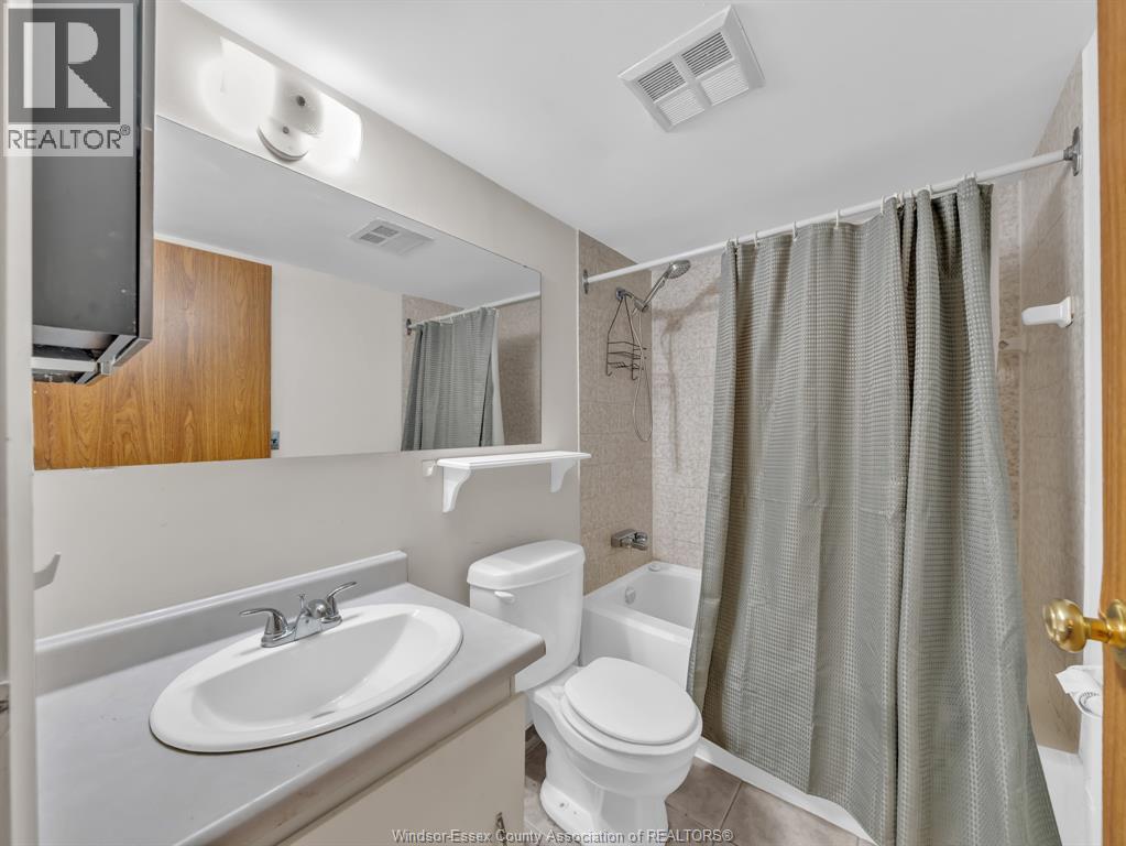 #1204 150 PARK STREET West - 15
