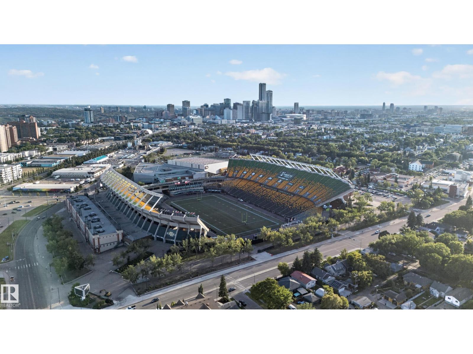 11406 83 ST NW - 40