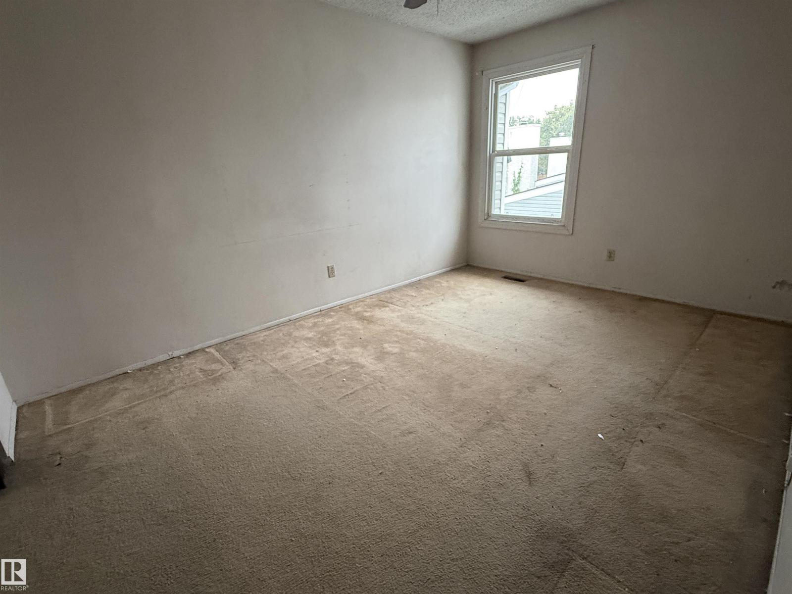 6340 184 Street NW, Ormsby Place — photo 9 of 10: Property photo