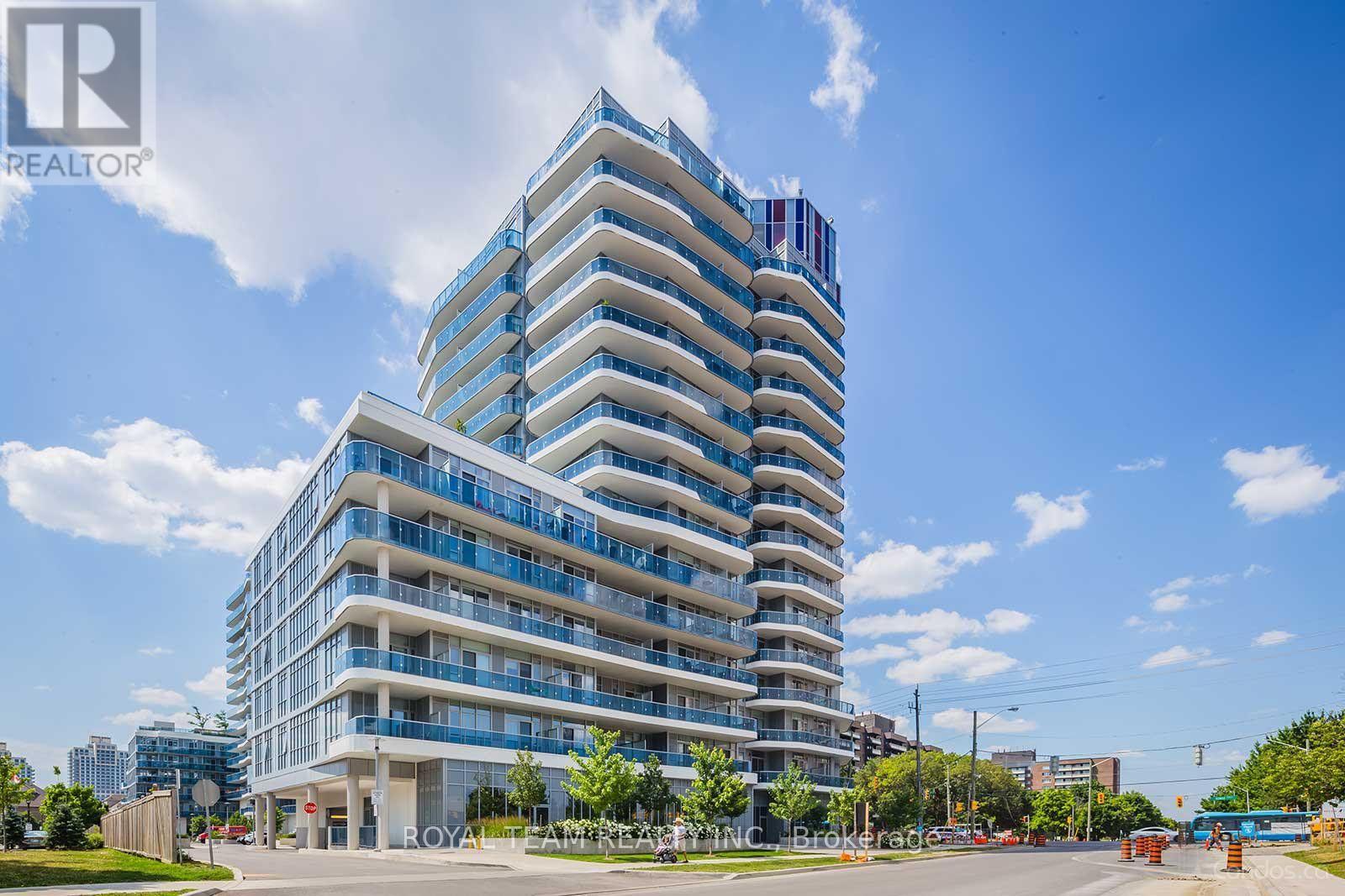 #536 9471 YONGE STREET - 1