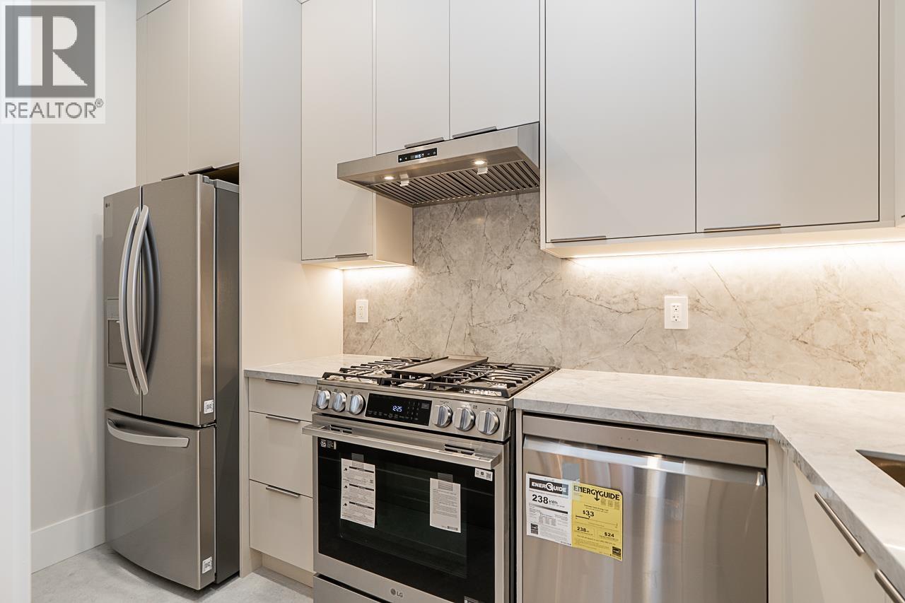 2 6174 MALVERN AVENUE, Burnaby — photo 9