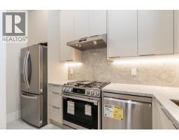 2 6174 Malvern Avenue, Burnaby, BC V5E3E8 Photo 9