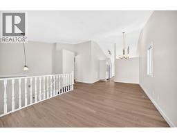 Bedroom - 143 Applewood Drive Se, Calgary, AB T2A7B8 Photo 7