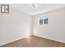 Kitchen - 143 Applewood Drive Se, Calgary, AB T2A7B8 Photo 17