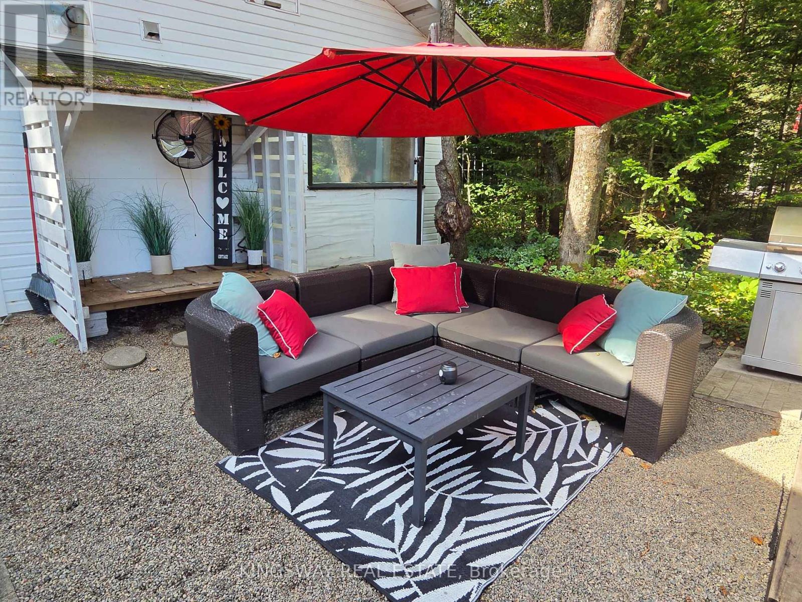325 BALSAM CHUTES ROAD - 30
