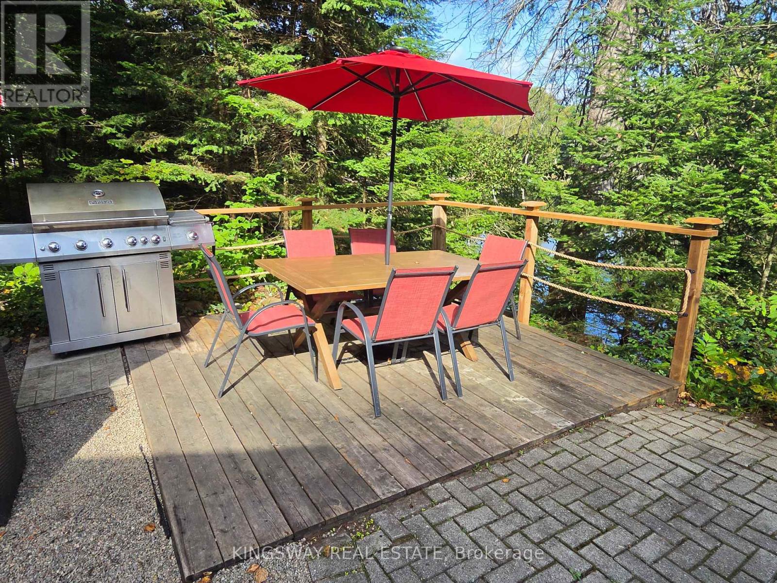 325 BALSAM CHUTES ROAD - 32
