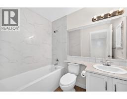 Bedroom - 143 Applewood Drive Se, Calgary, AB T2A7B8 Photo 15
