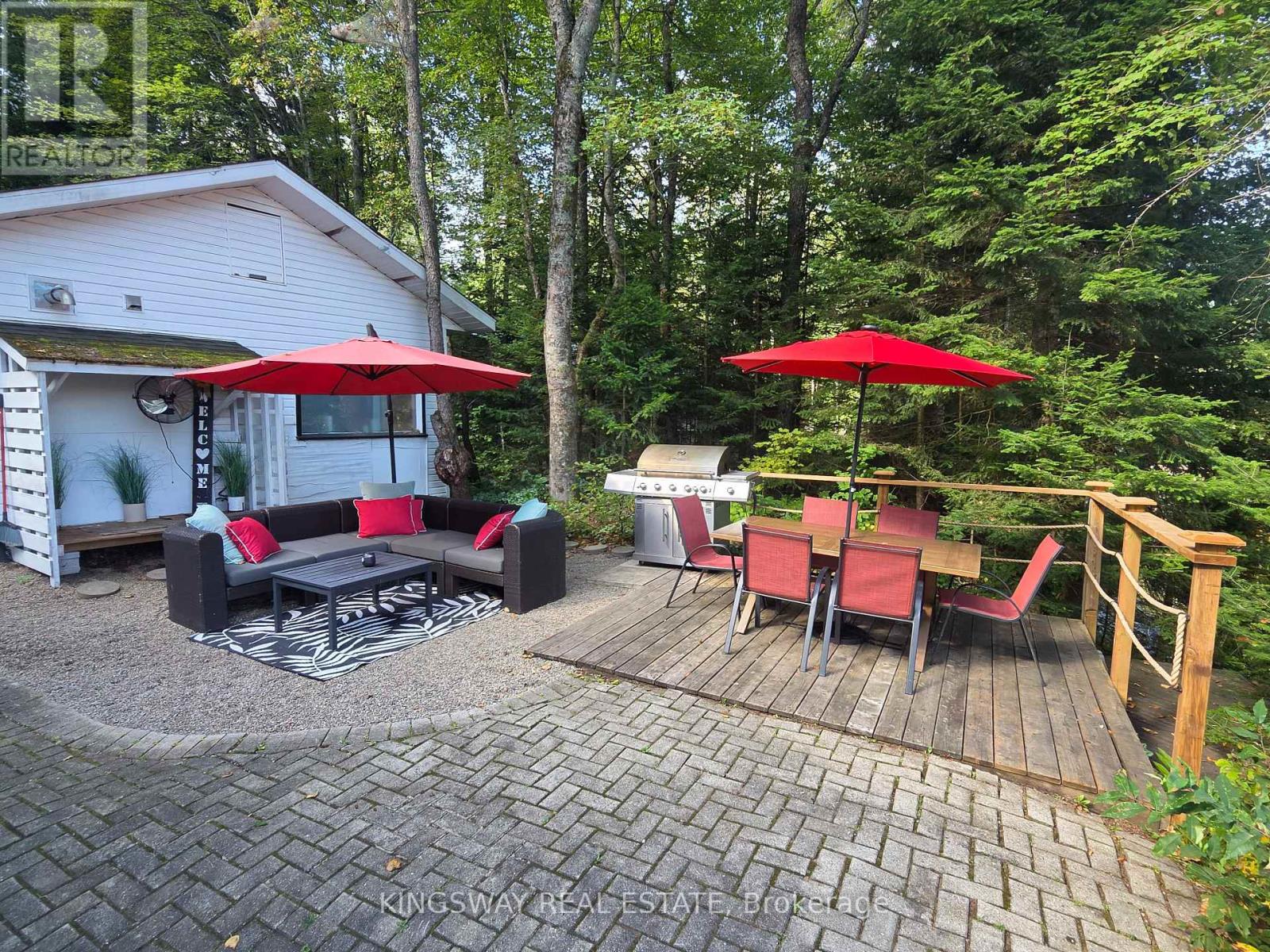 325 BALSAM CHUTES ROAD - 29