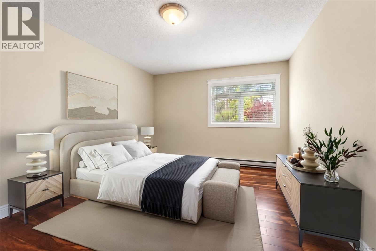 #104 1024 Fairfield Rd - Image 12