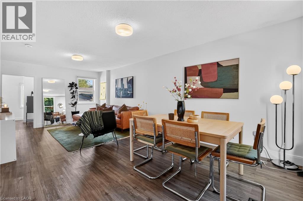 225 CHARLTON Avenue E, Hamilton — photo 4