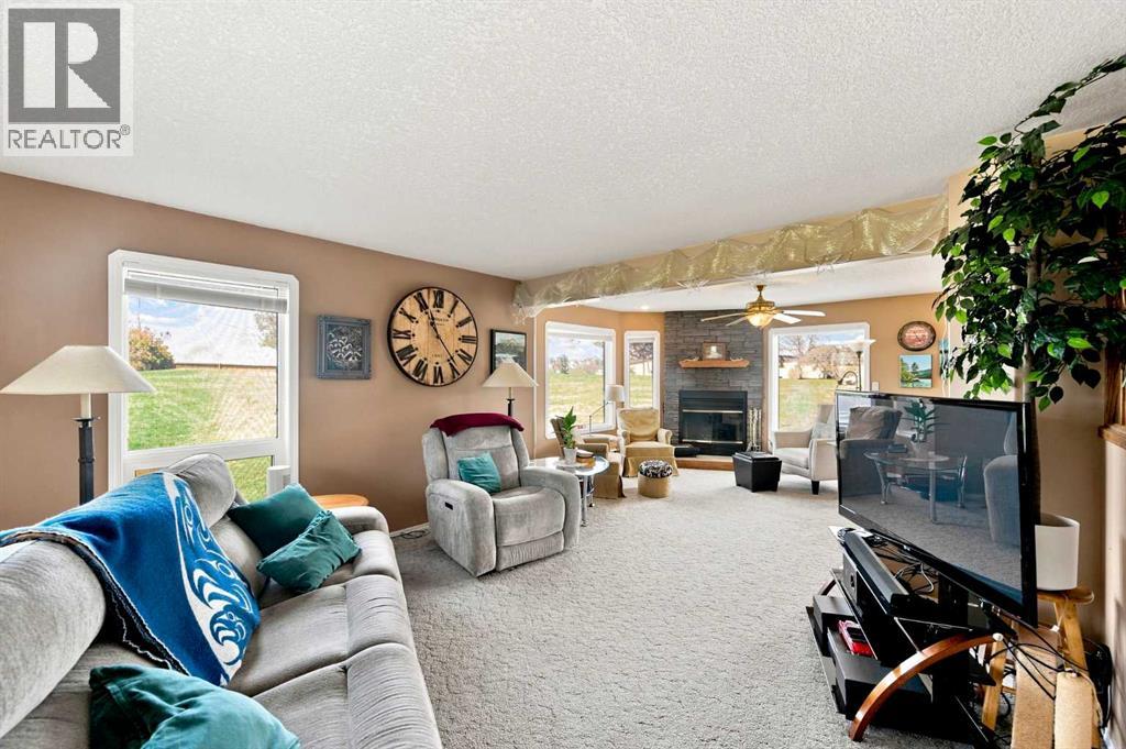 46537 Range Road 213 - 11