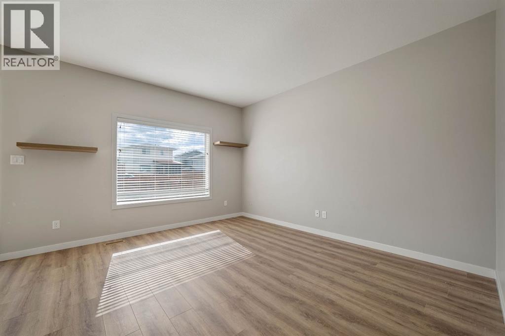 1370 Pacific Circle W - Image 15