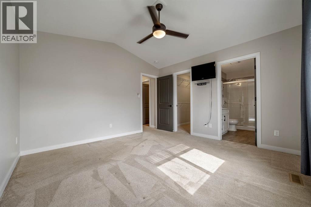 1370 Pacific Circle W - Image 17