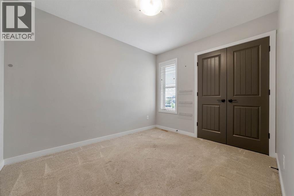 1370 Pacific Circle W - Image 22