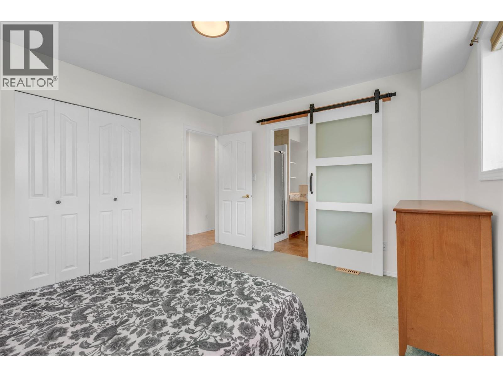 #103 166 Green Avenue W - 11