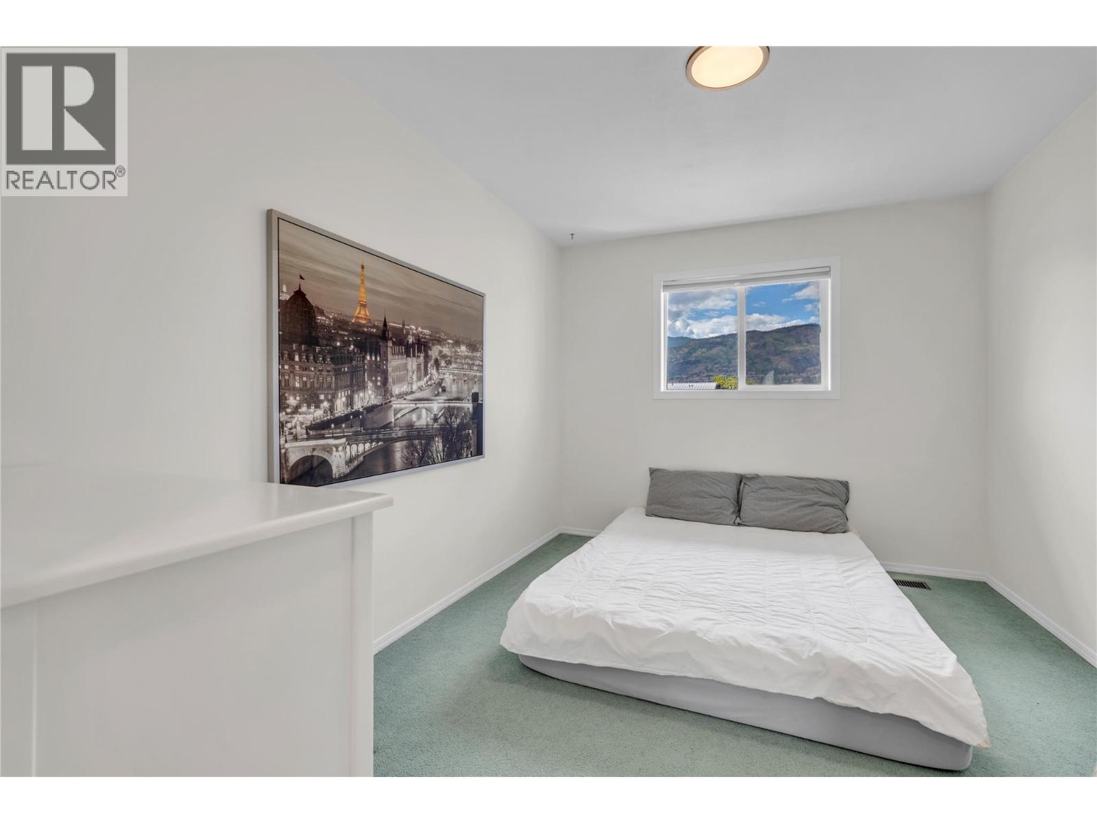 #103 166 Green Avenue W - 13
