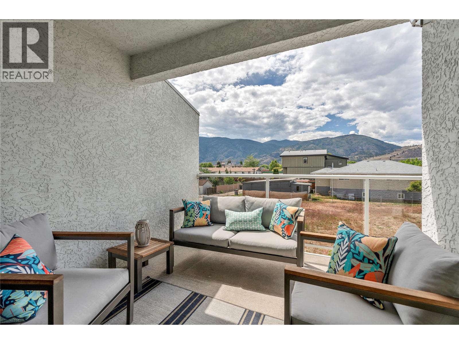 #103 166 Green Avenue W - 8