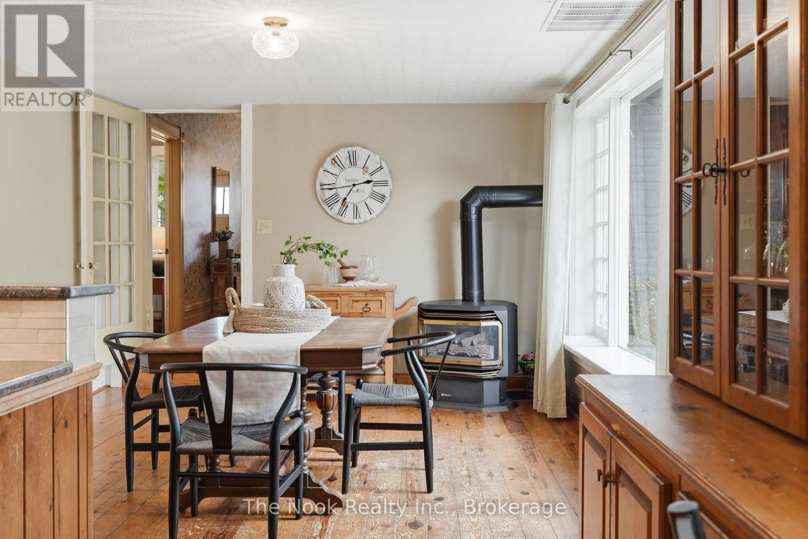 5068 MAIN STREET - Image 24