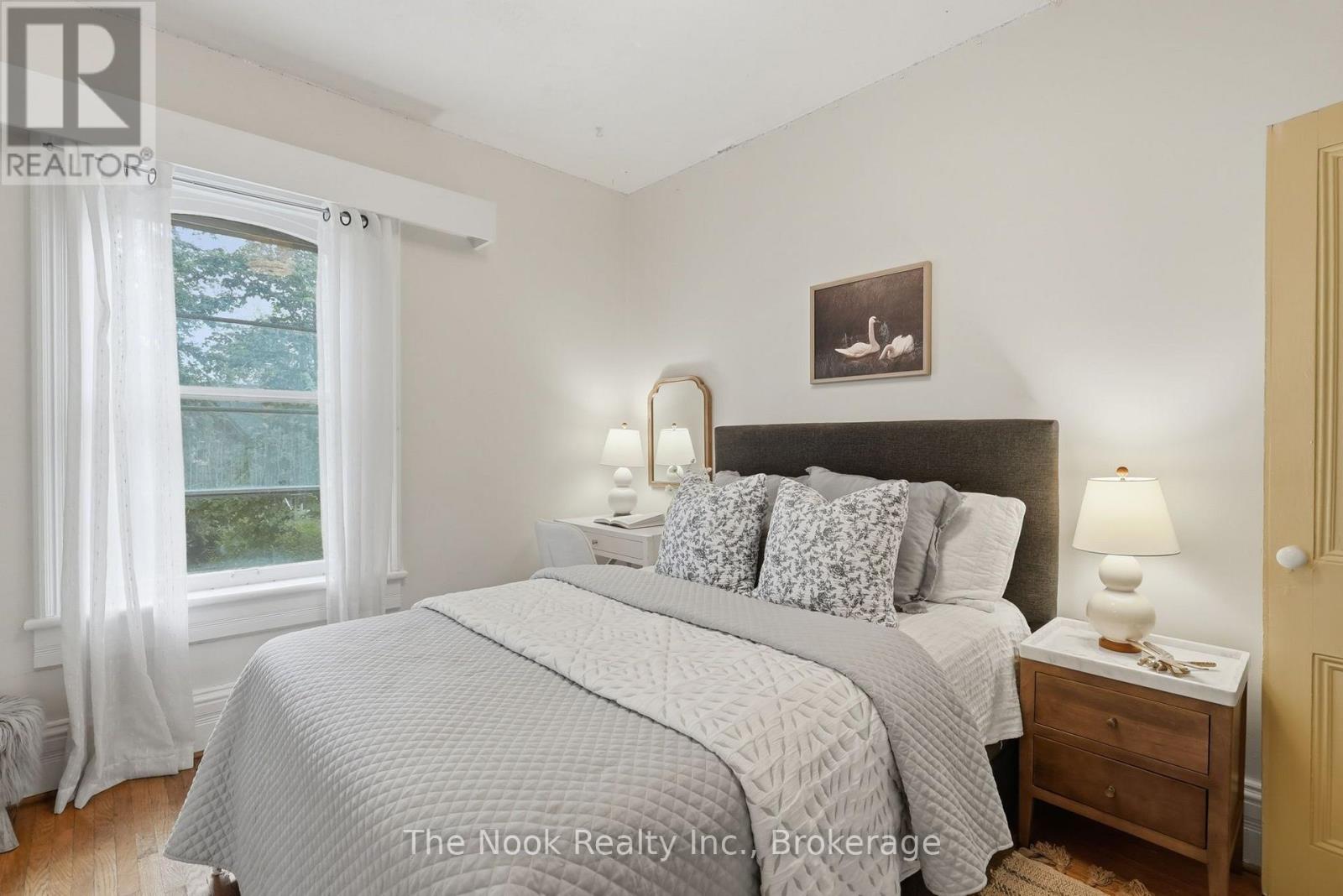 5068 MAIN STREET - 44