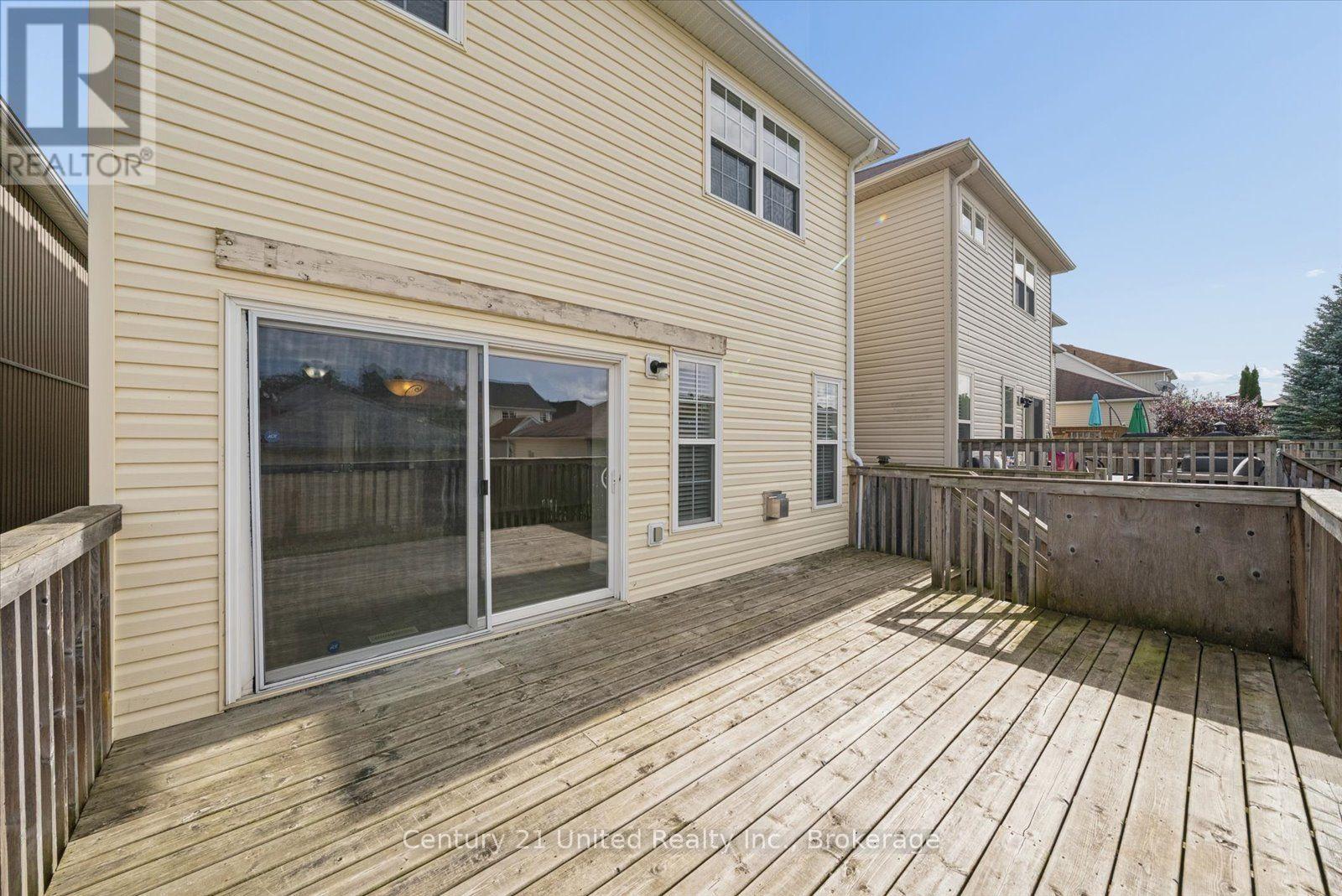 253 BOWEN DRIVE - Image 38