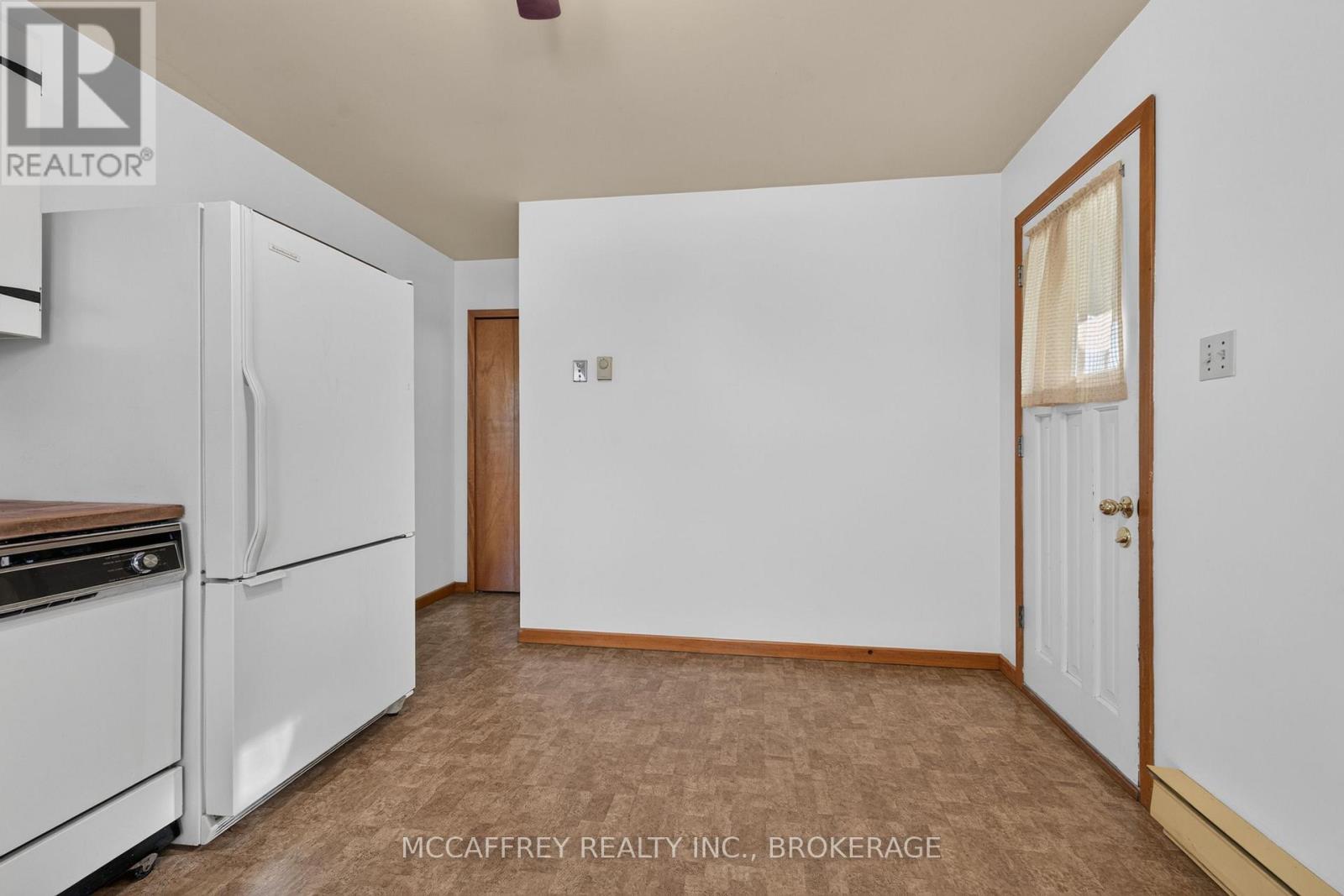 2572 COUNTY RD 1 E - 14