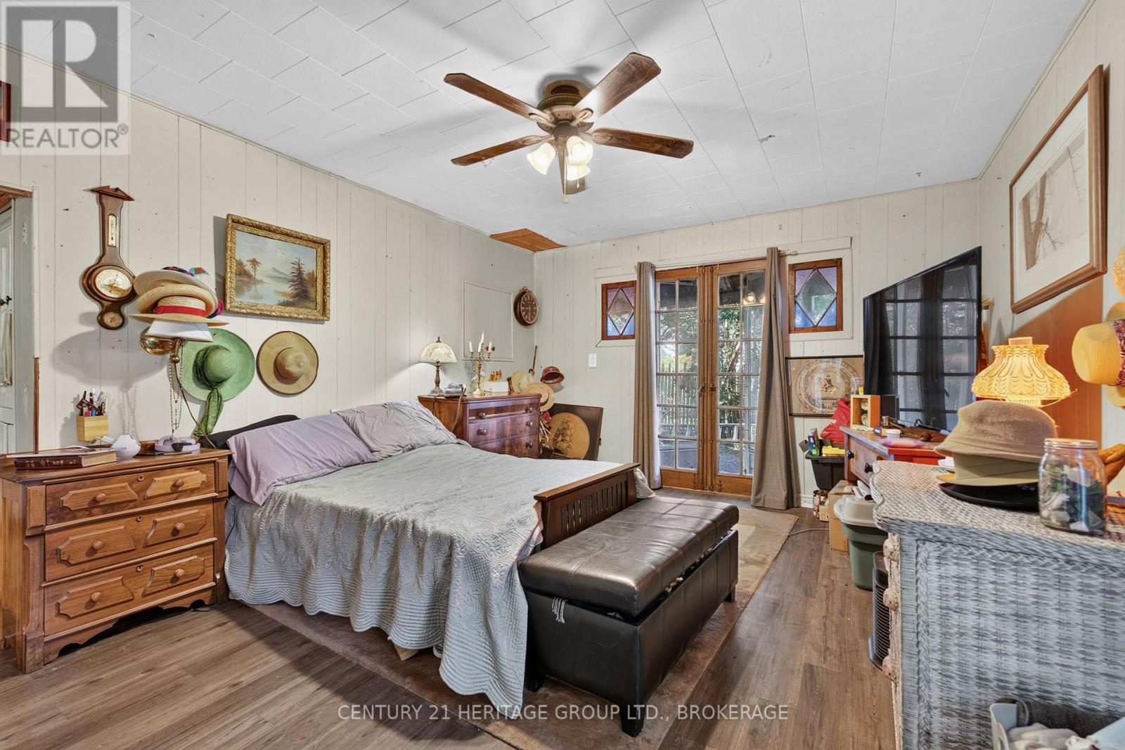 438 MAIN STREET - 18