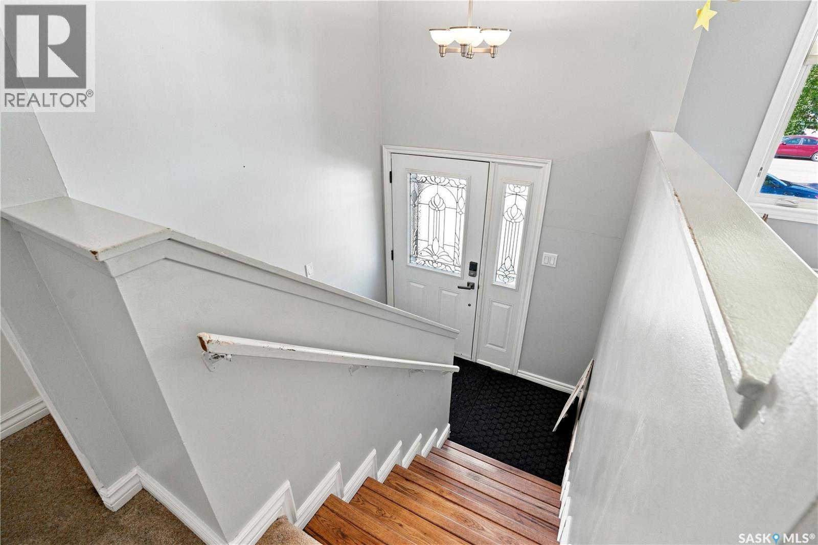 1921 McKercher DRIVE, Saskatoon — photo 3