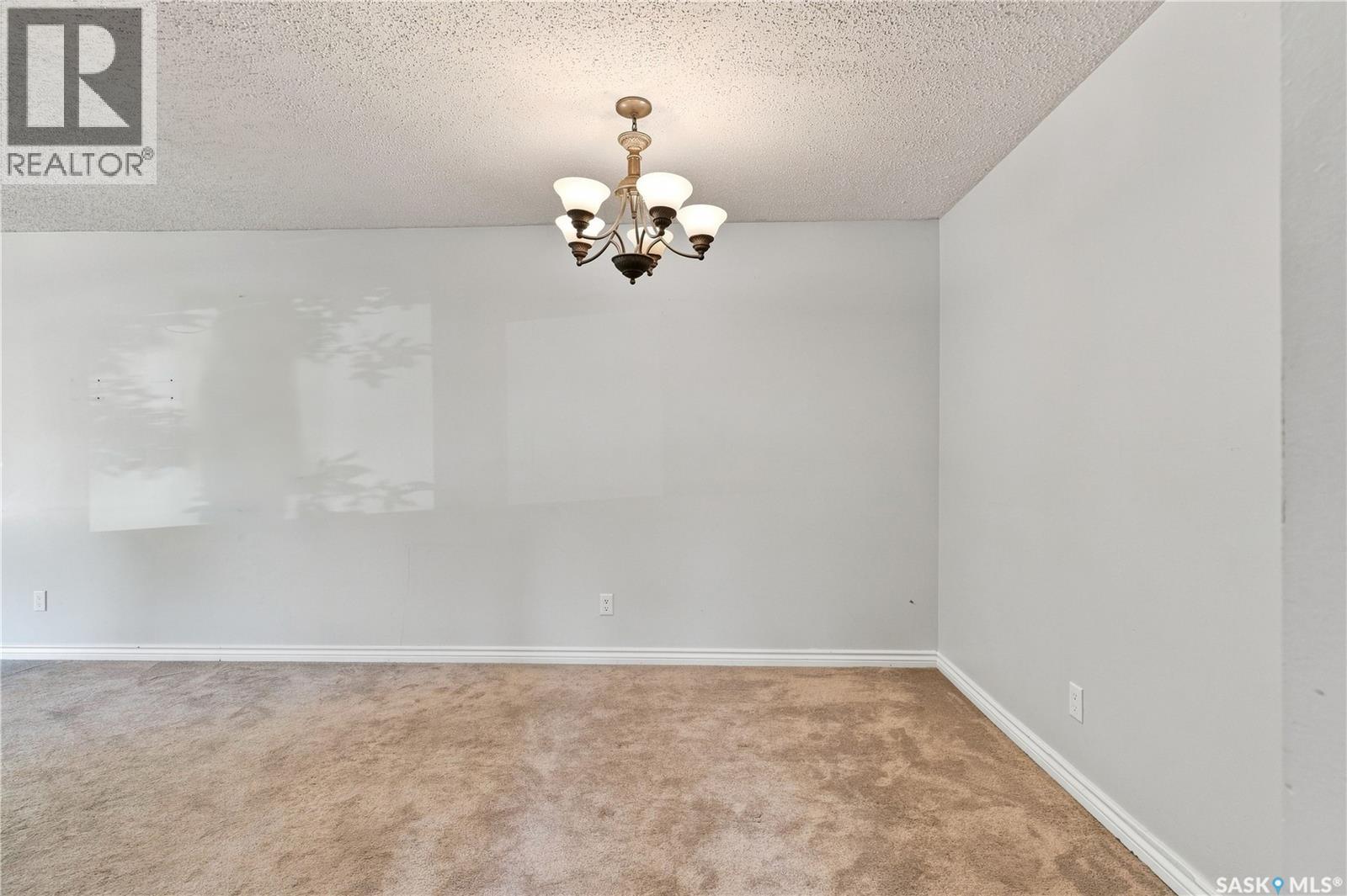 1921 McKercher DRIVE, Saskatoon — photo 6