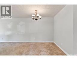 Bedroom - 1921 Mckercher Drive, Saskatoon, SK S7J3W1 Photo 6