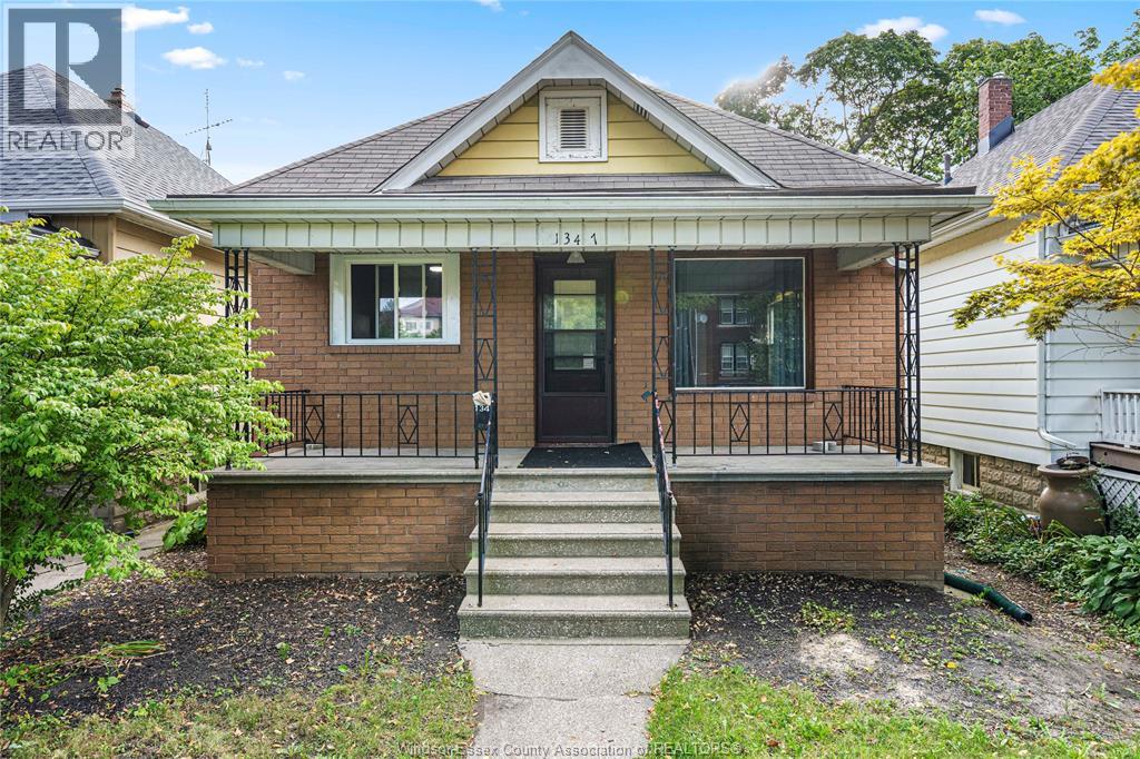 1347 Lincoln - 1