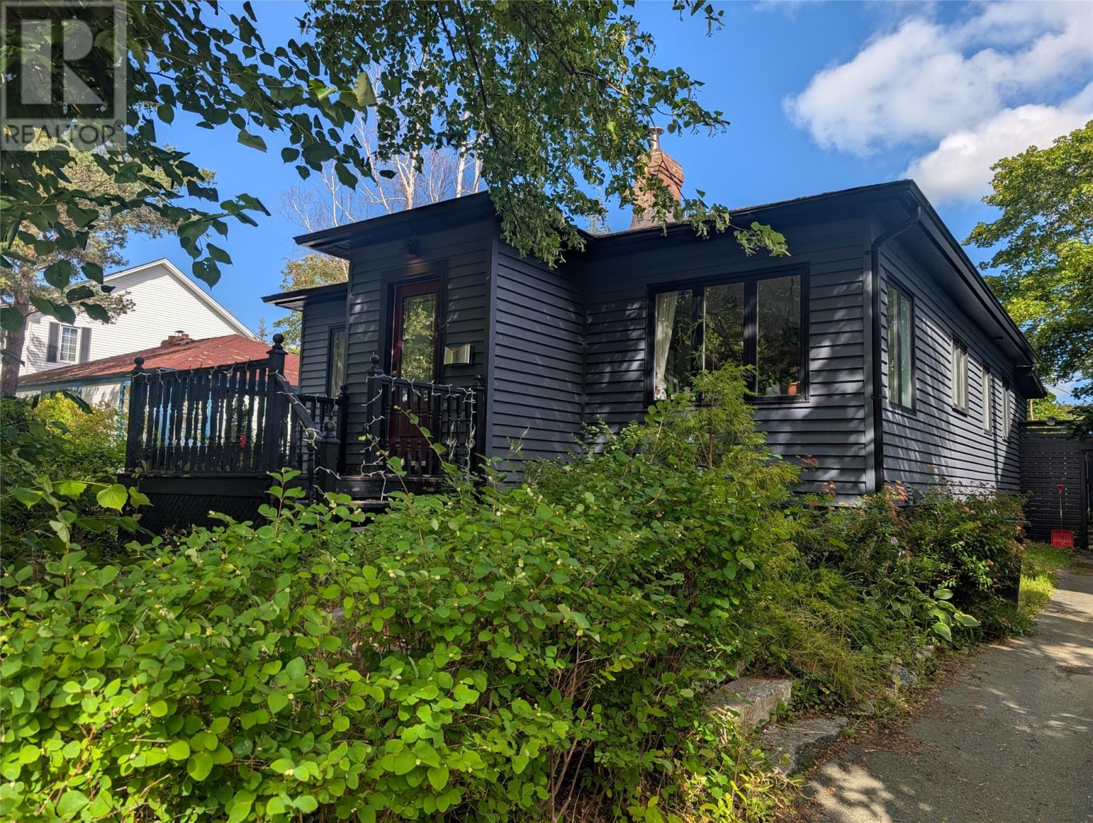 6 Elm Place, St. John's — photo 1