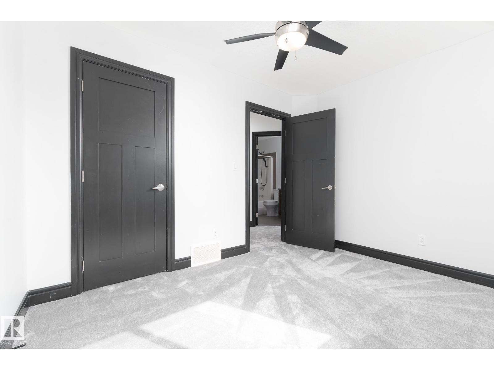 71 GREENBURY CR - 43