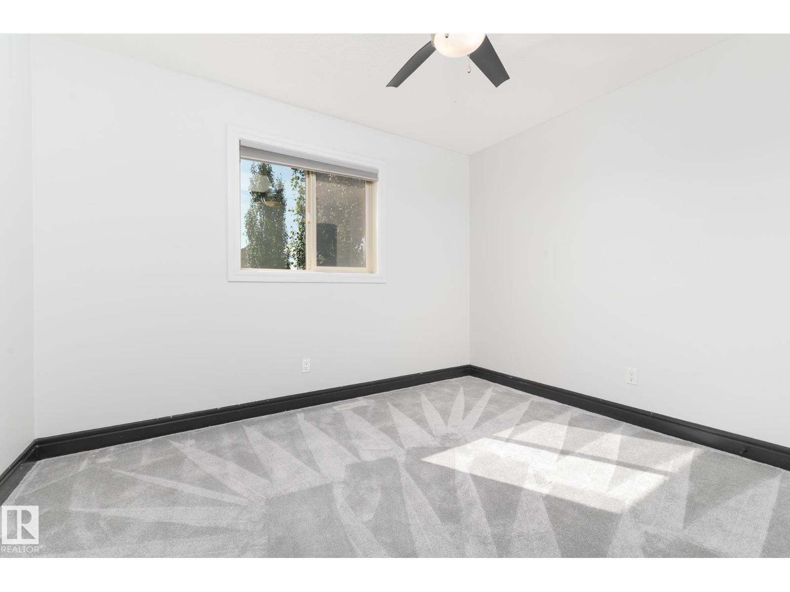 71 GREENBURY CR - 42