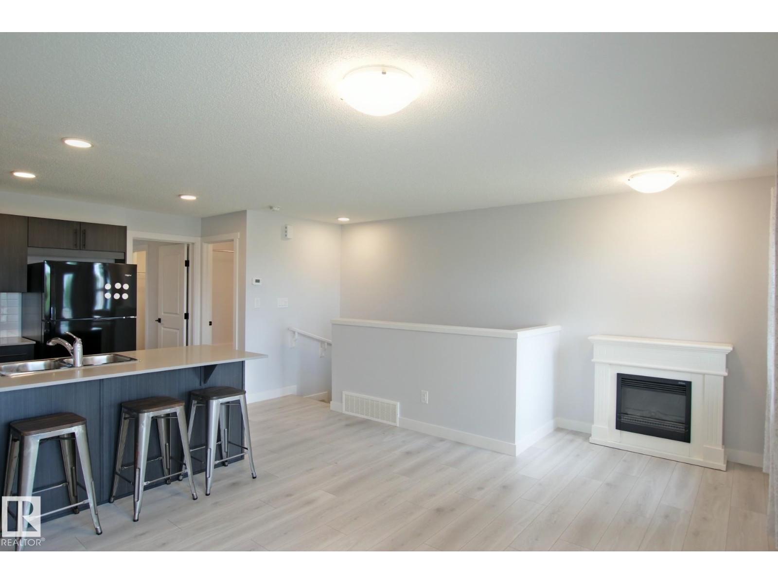 #70 1203 163 ST SW - 15