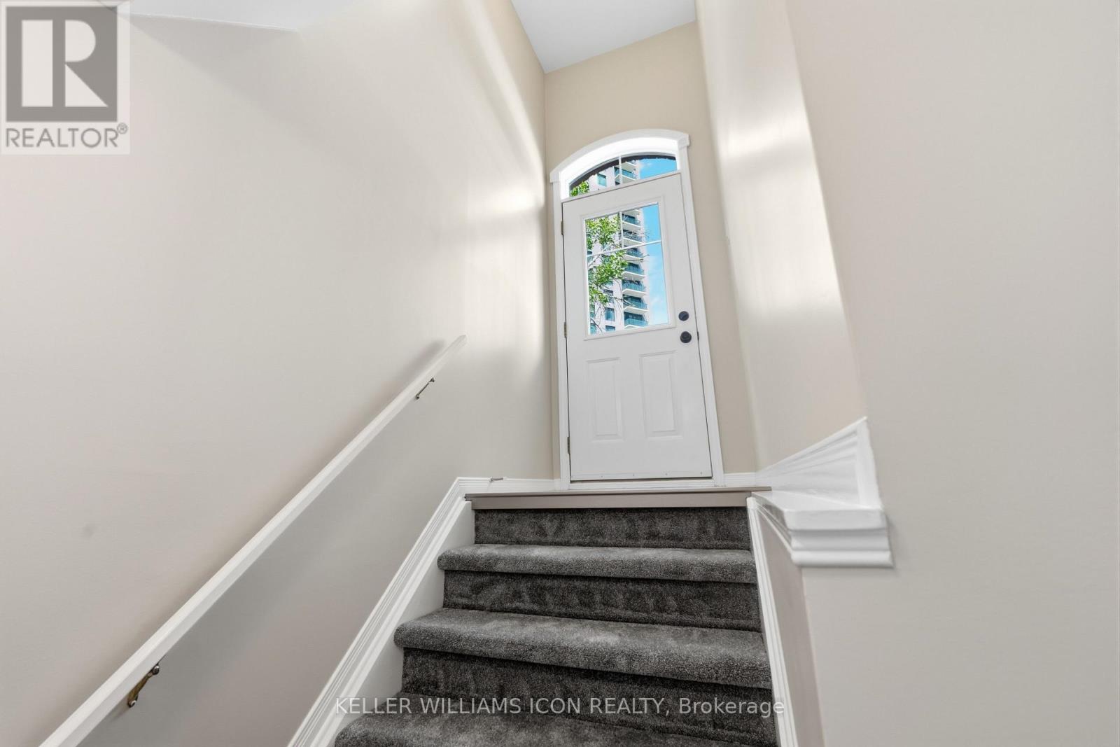 4 Bed, 4 Bath House for Sale in Ottawa – 43 THORNBURY CRESCENT, Ottawa – MLS# X13773190 - Image 27